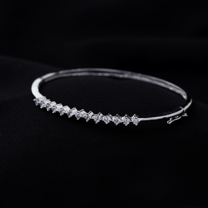 Picture of White Gold Bangle with Diamond Accents