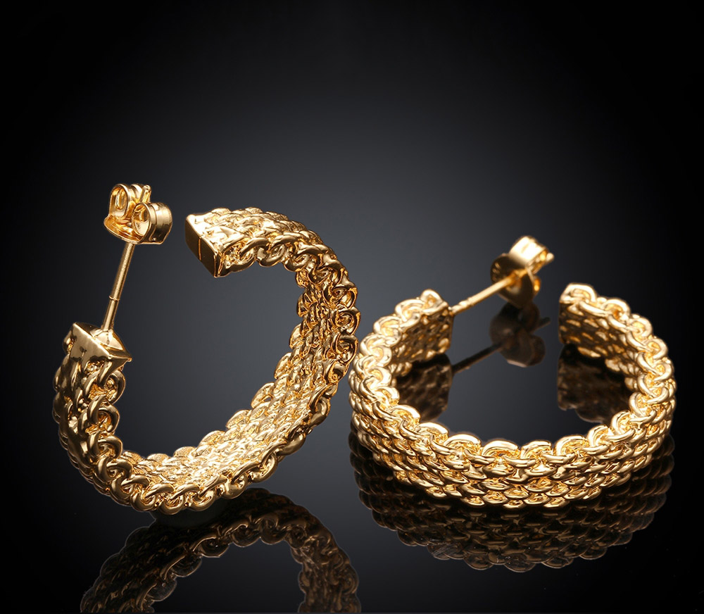 Picture of Gold Color Mesh Semicircle Stud Earrings